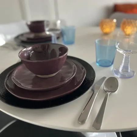 Apartamento In Zuid Met Zicht Op De Stroom